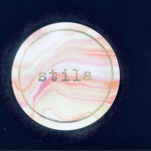Stila One Step Correct Brightening Finishing powder in Light new without box